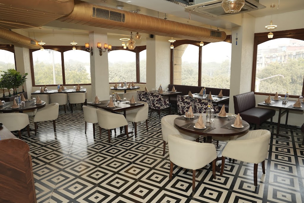 Oye Punjab Fine Dining Restaurant Bar
