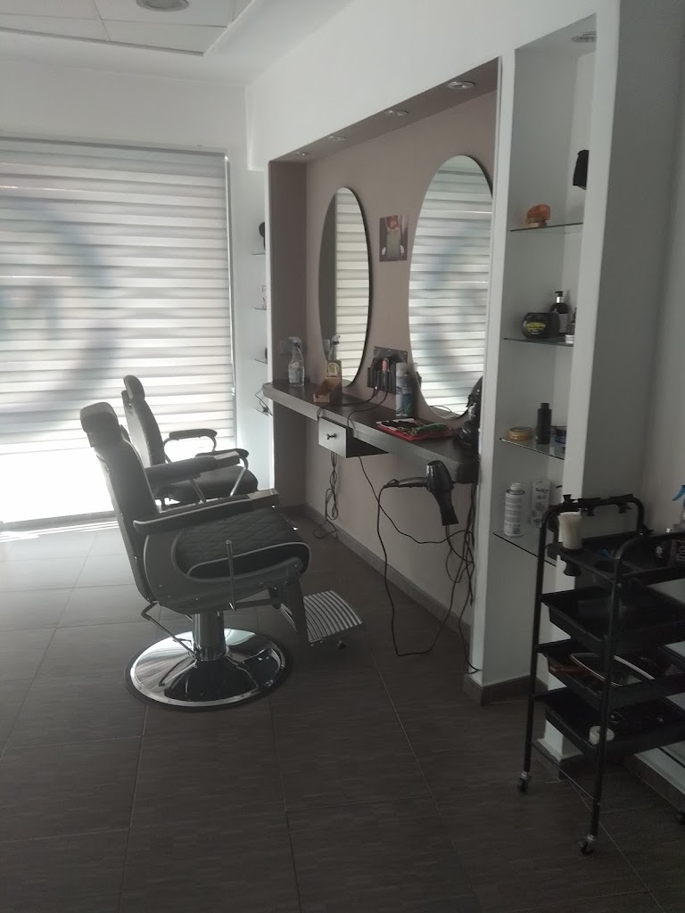 Barberia ML — Interior