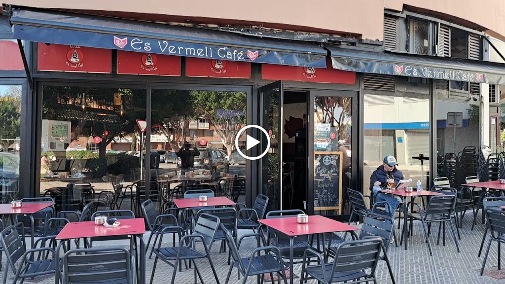 Es Vermell Cafe