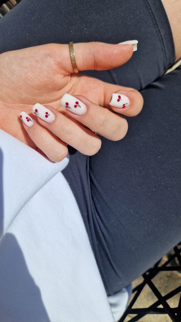 New Style Centro de Estetica — Manicura