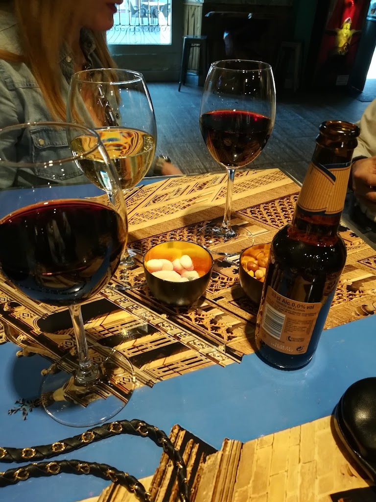Mi Nina Lola — Comida y bebida