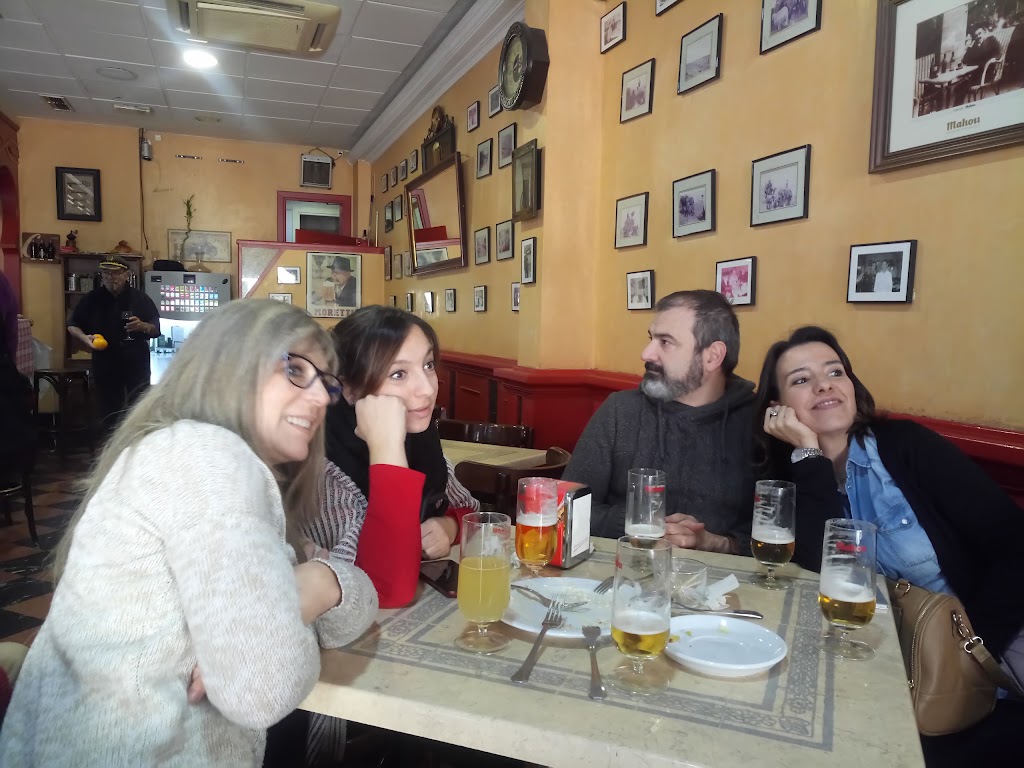 Cerveceria Al Satt — Ambiente