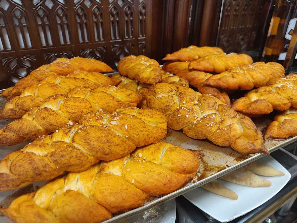 Carlos V — Comida y bebida