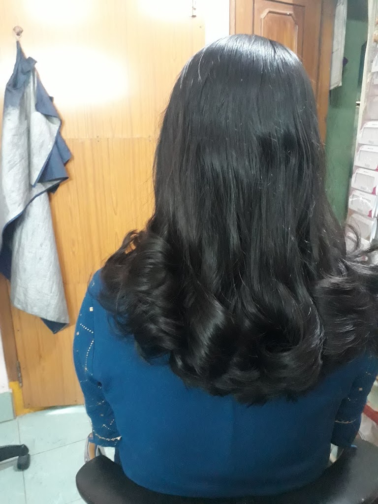 Chamu Hair And Beauty Parlour