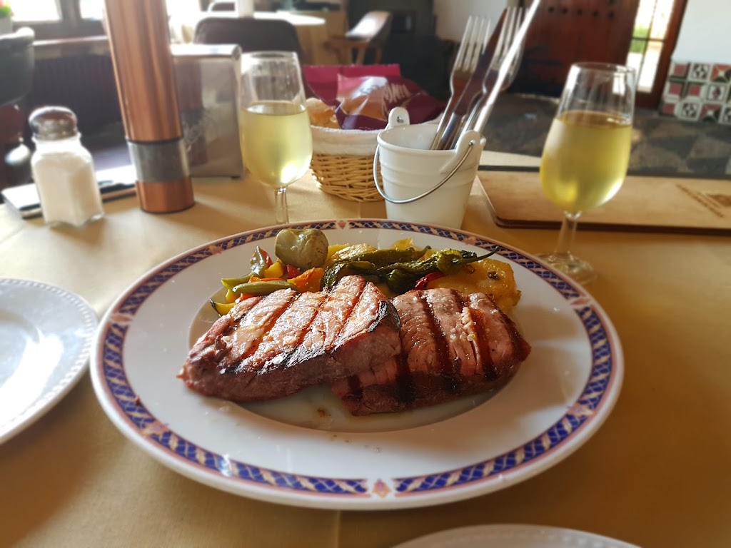 Restaurante Las Camachas — Comida y bebida