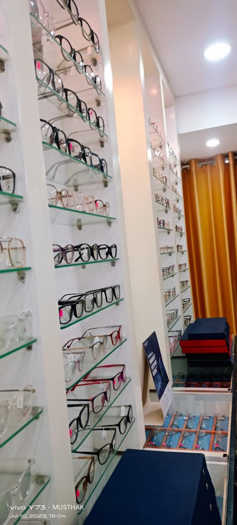 Focus Opticals Retail Shop