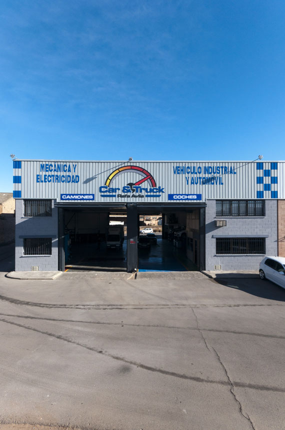 Taller Car & Truck (Rafa Avila) — Exterior