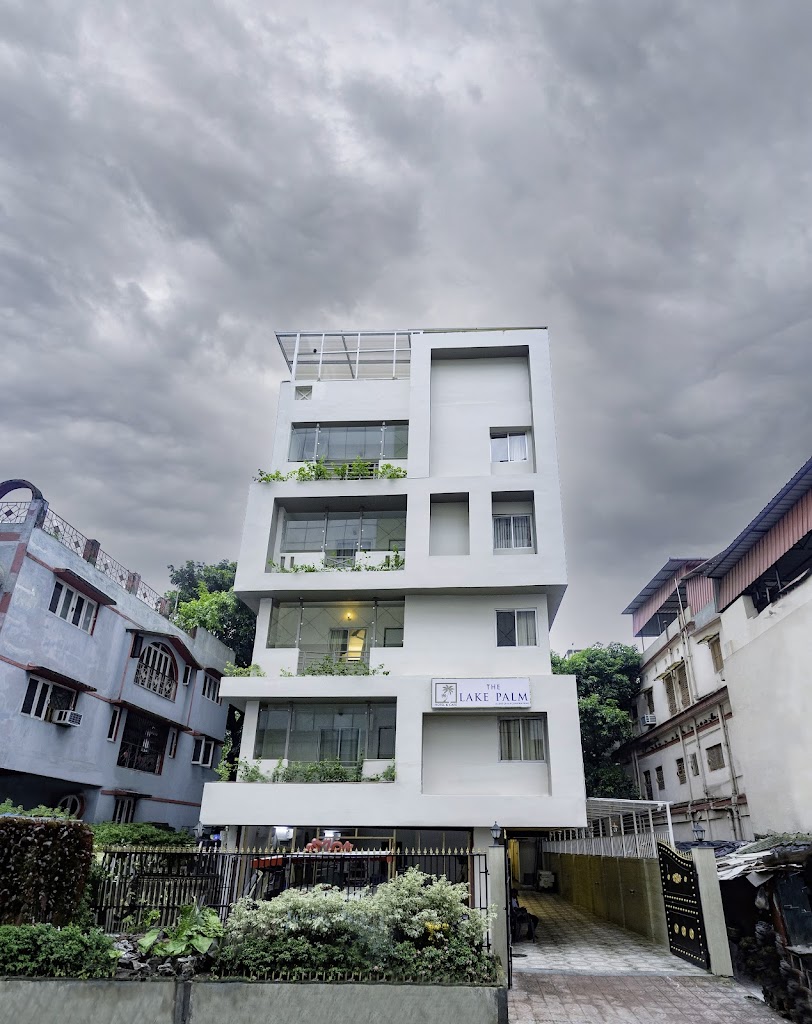 The Lake Palm Hotel