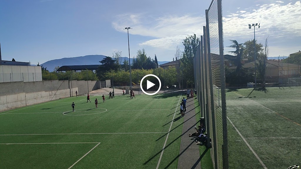 Bar-Restaurante Campo de Futbol Industrial — Videos