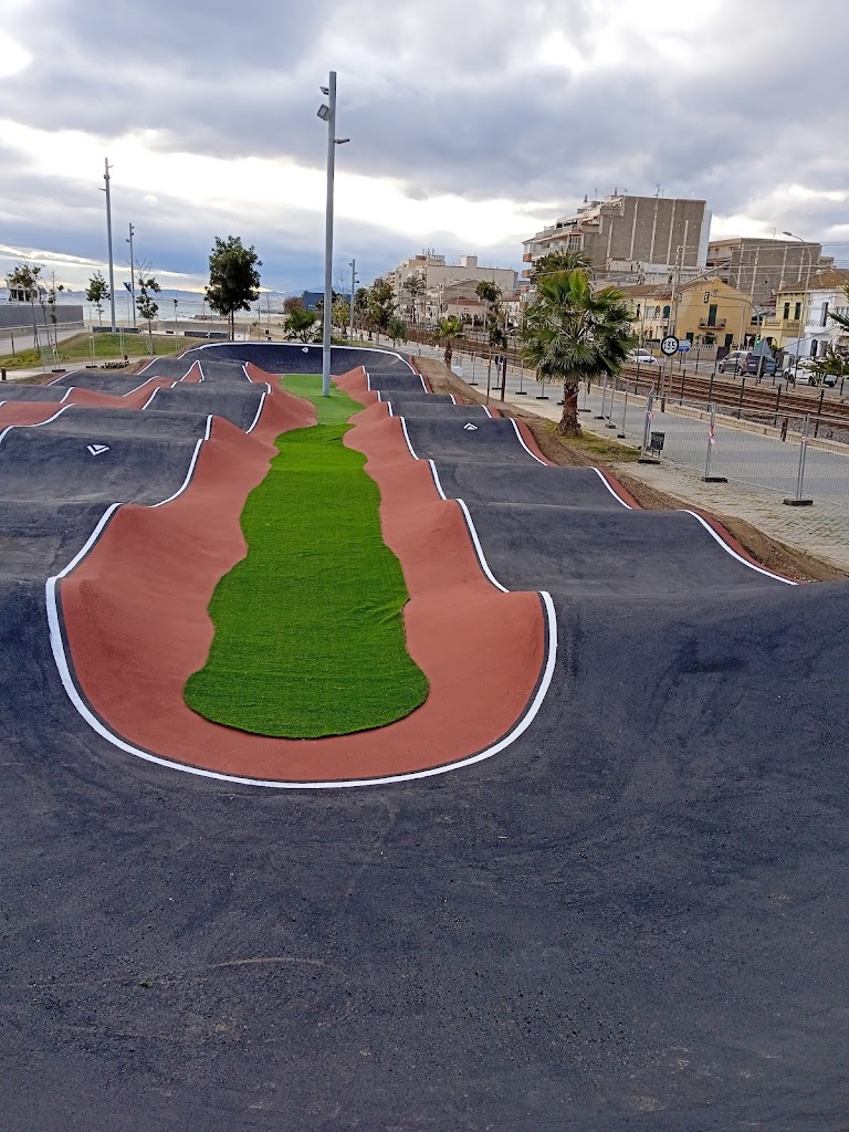Pump track Premia de Mar