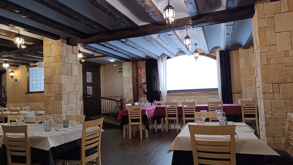Restaurante Puerta de Terrer — Ambiente