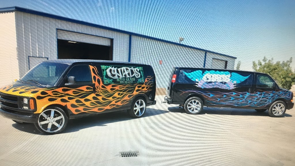 Auto glass shop in Lemoore