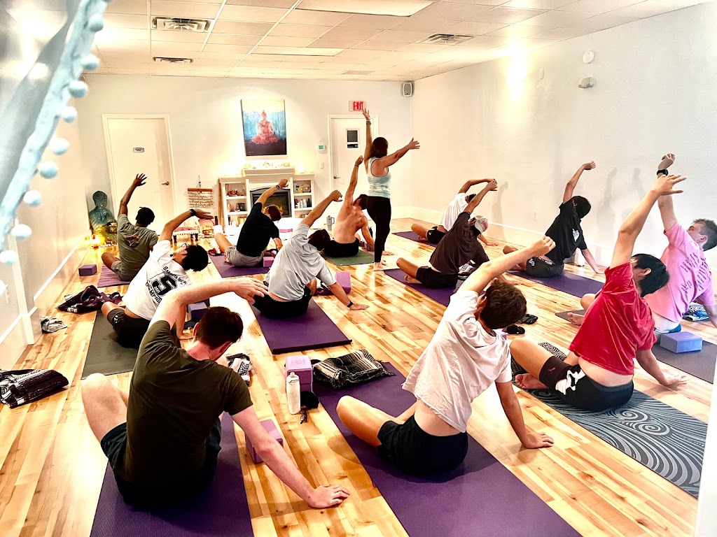  Dharma Yoga Srq