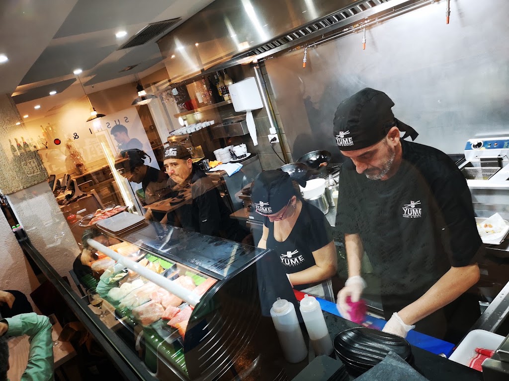 Yume Sushi & Oysters — Ambiente