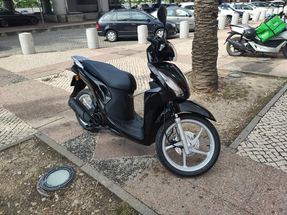 RentME Scooter - Rentals Lisbon em Lisbon