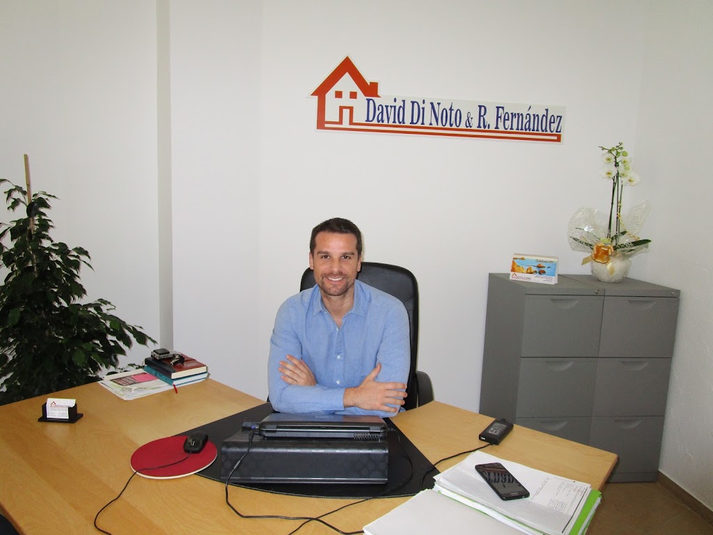 David Di Noto & R. Fernandez - INMOBILIARIA Y TRADUCCIONES JURADAS — Del propietario