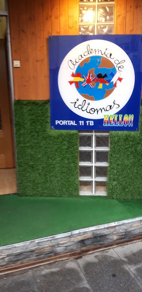 Academia de Idiomas Hello — Del propietario