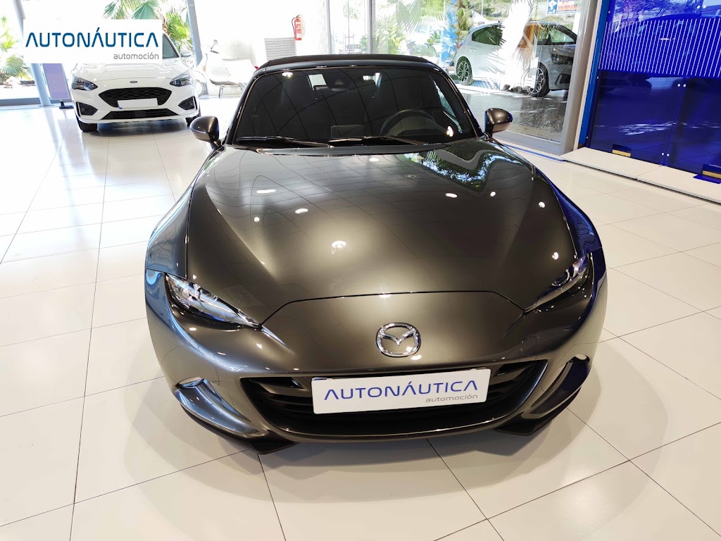 Autonautica MAZDA — Interior