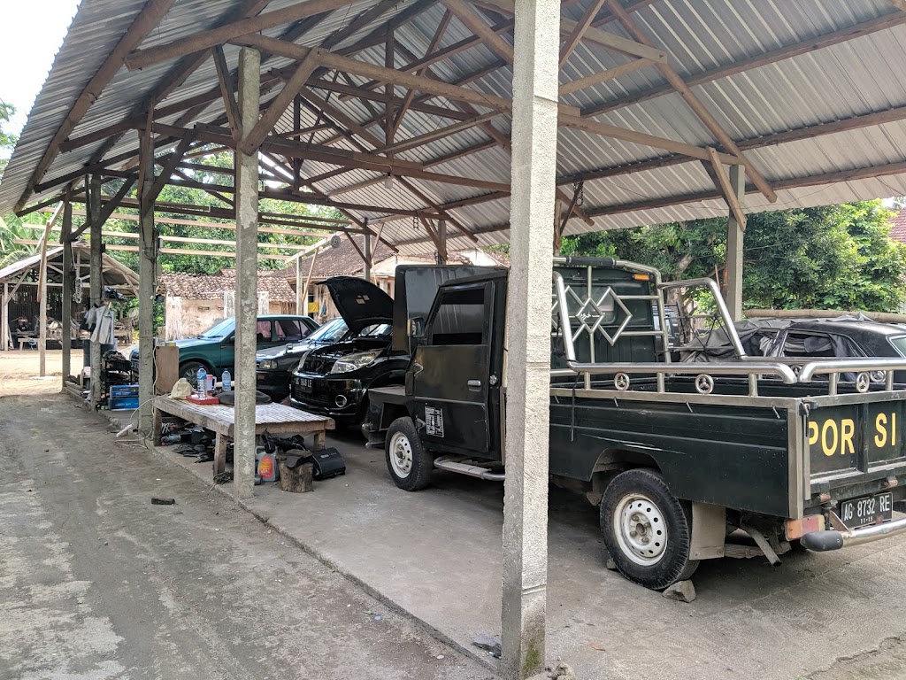 Andri Bengkel Mobil