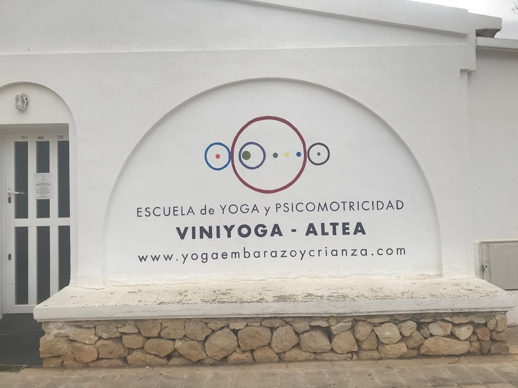 VINIYOGA ALTEA - VINIYOGA INTERNACIONAL | Clases de yoga. Formacion de profesores de yoga. Yoga para embarazadas.