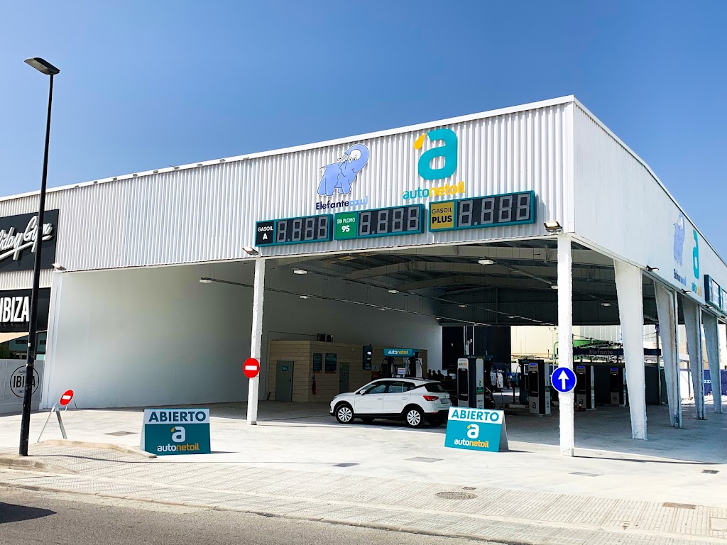 Autonetoil Ibiza — Exterior