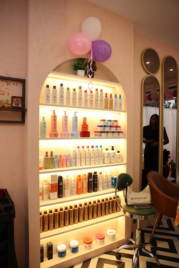 Silk N Salt Top Family Salon In Jabalpur Narmada Road