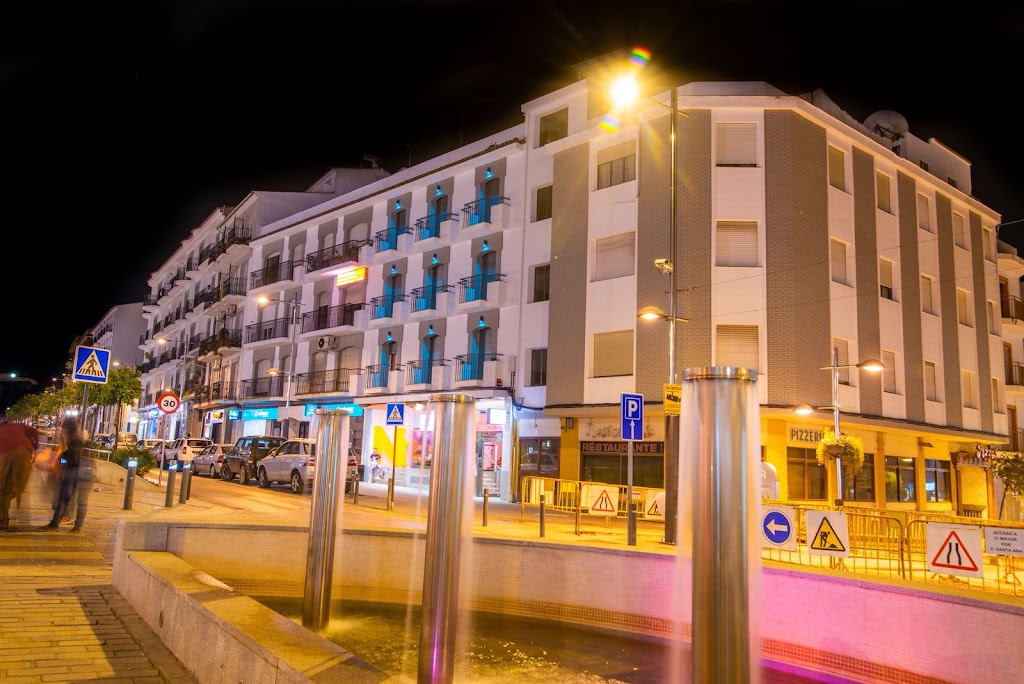 HOTEL NOMADA. — Todas