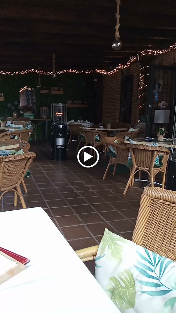 La Casona de Boadilla — Ambiente