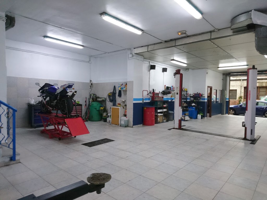 Adan Automocion — Interior