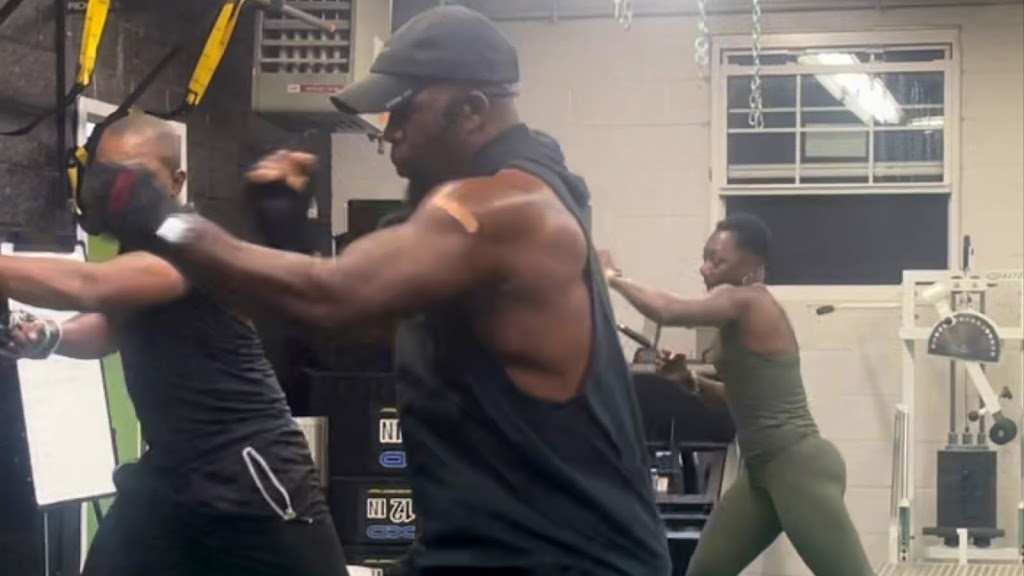  TRIPPLE H FITNESS INC