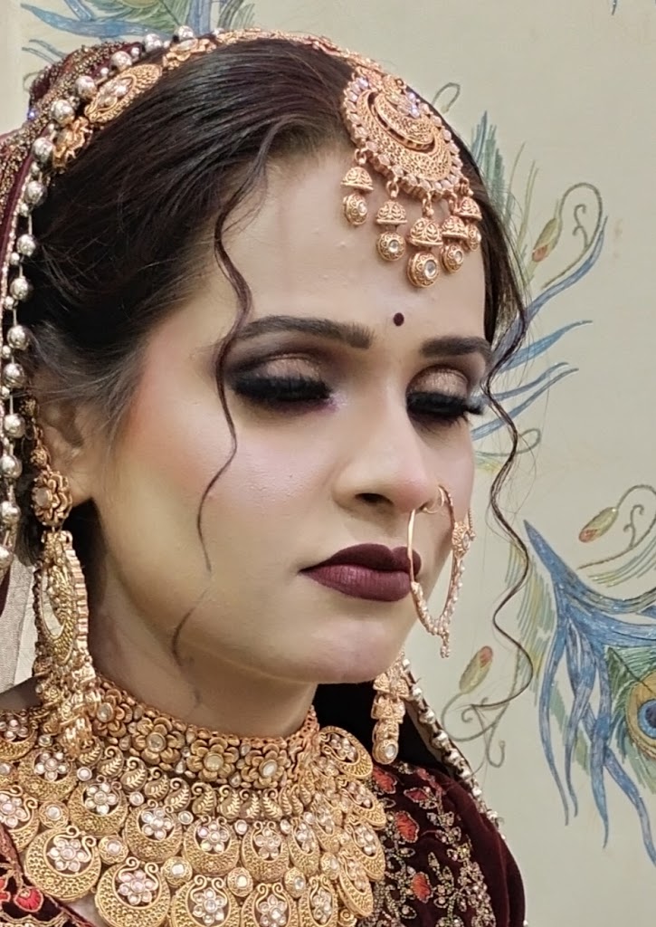 The Beauty Spot Salon Shweta Tiwari Makeup Artist