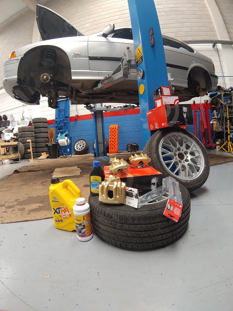 Auto Motor Garage — Del propietario