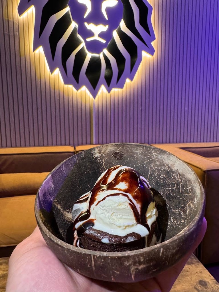 Lionheart Shisha Lounge & Cocktail Bar — Comida y bebida