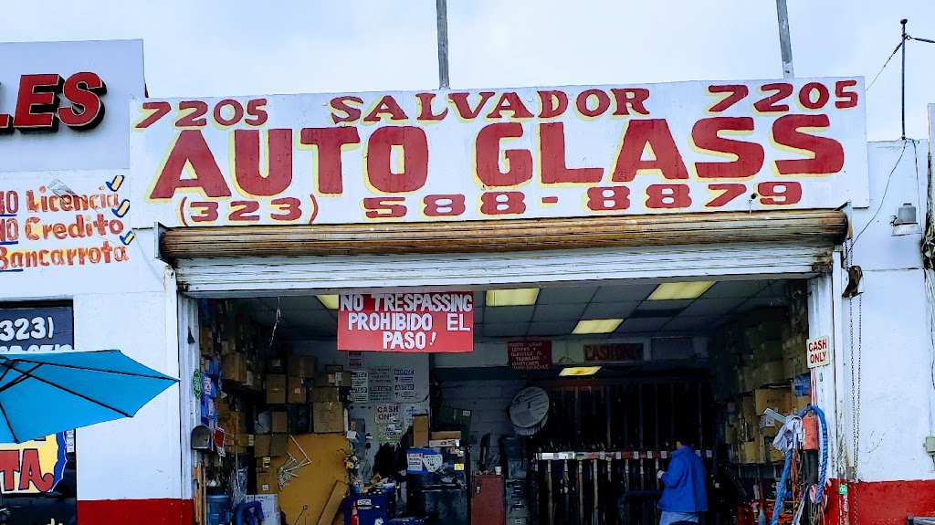 Salvador's Auto Glass in Los Angeles