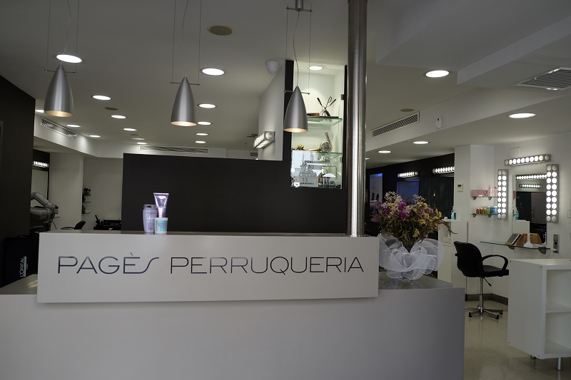 Pages Perruqueria — Interior