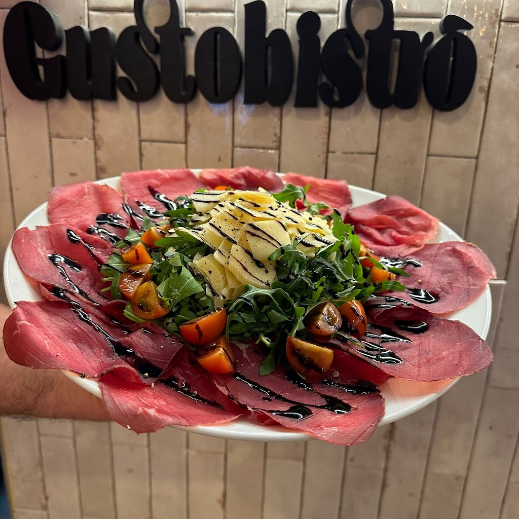 GustoBistro — Comida y bebida