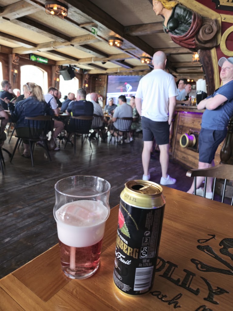 Jolly Roger Beach Bar Benidorm — Mas recientes