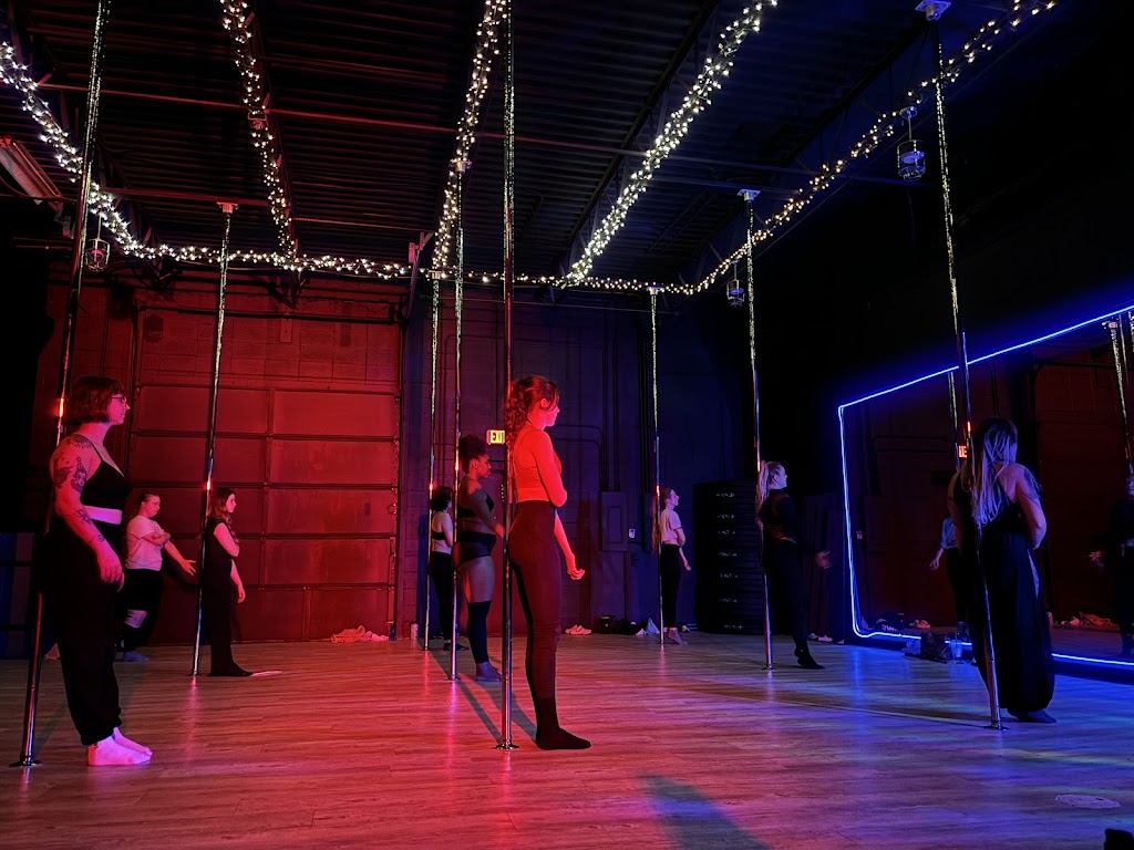  D.I.D Fit Studio - Drop. Invert. Dazzle.