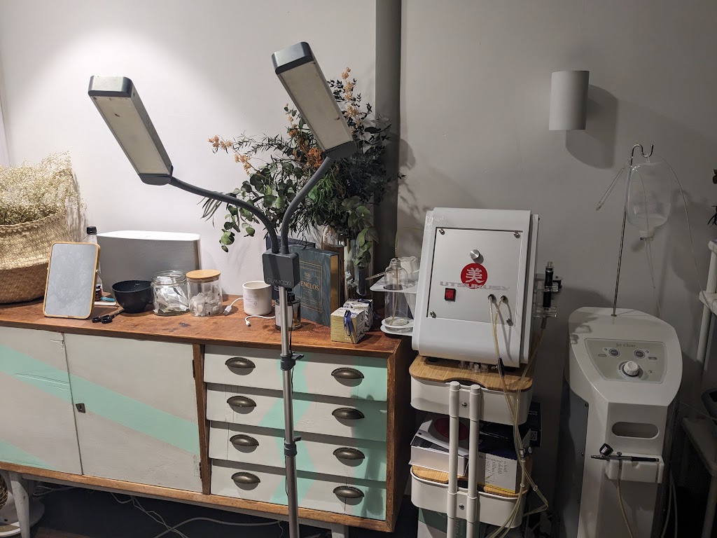 Miss Pupet — Interior