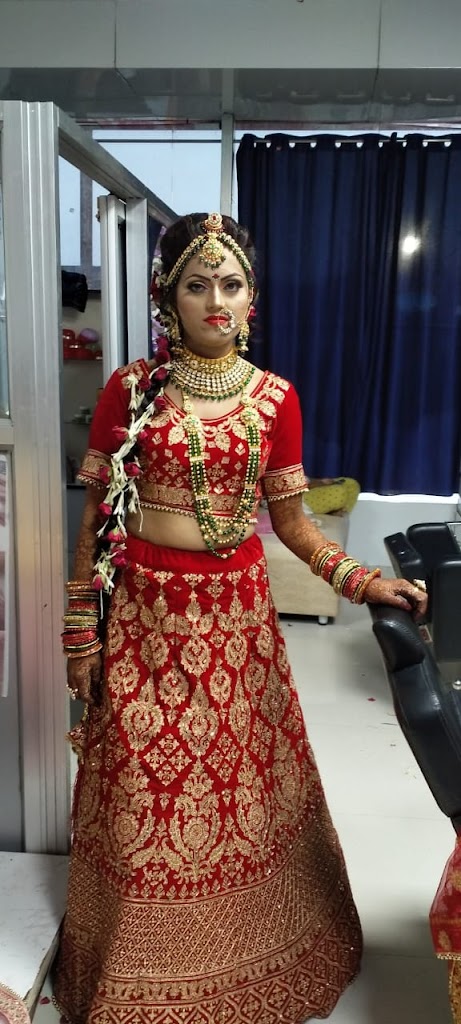 Women Heaven Ladies Beauty Parlour