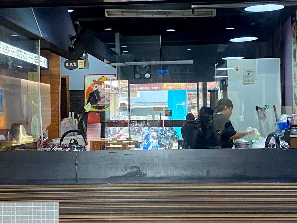 麗媽四季鍋 博愛店 的照片