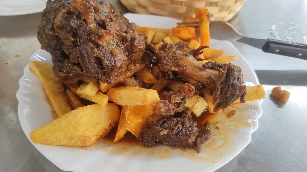 Venta la Pringa — Comida y bebida