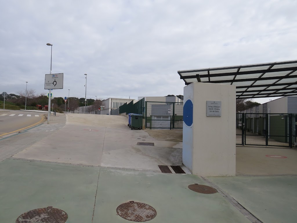 Escuela Sot Del Camp