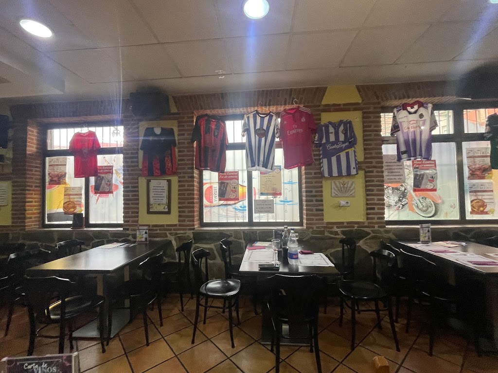 Cerveceria La Botica Del Abuelo — Ambiente