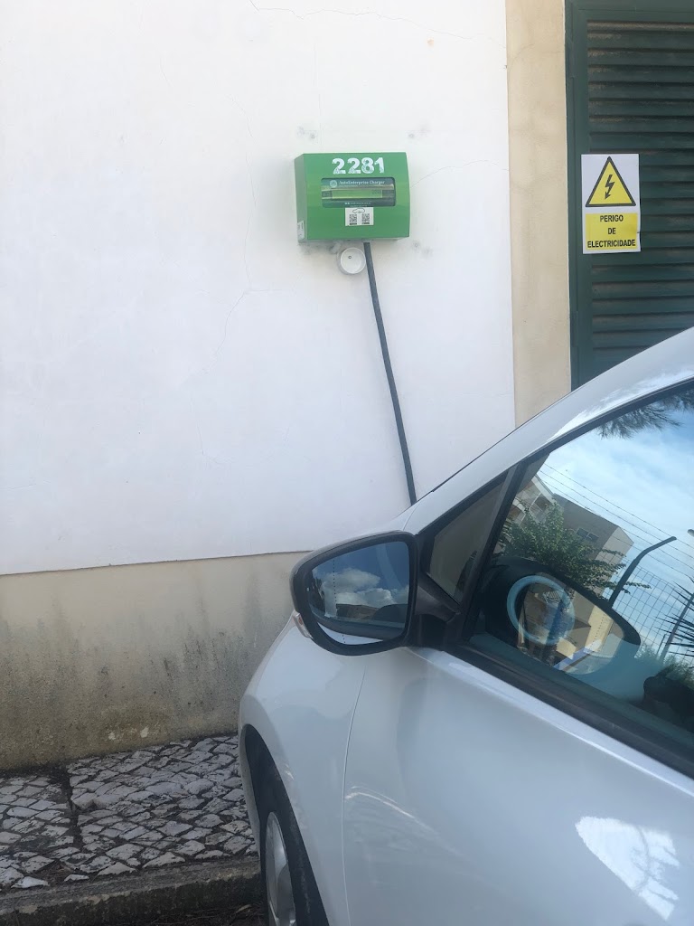 Estação de Carregamento Elétrico em Portimao