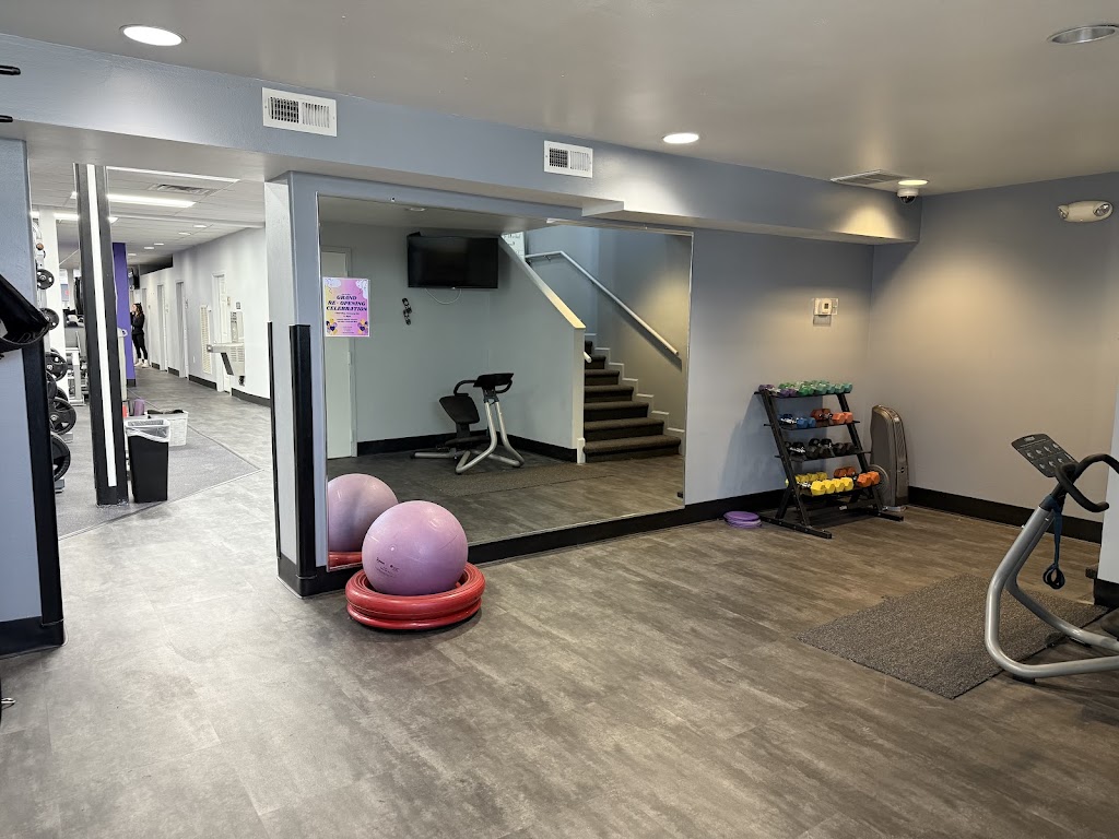  Anytime Fitness Lakeview