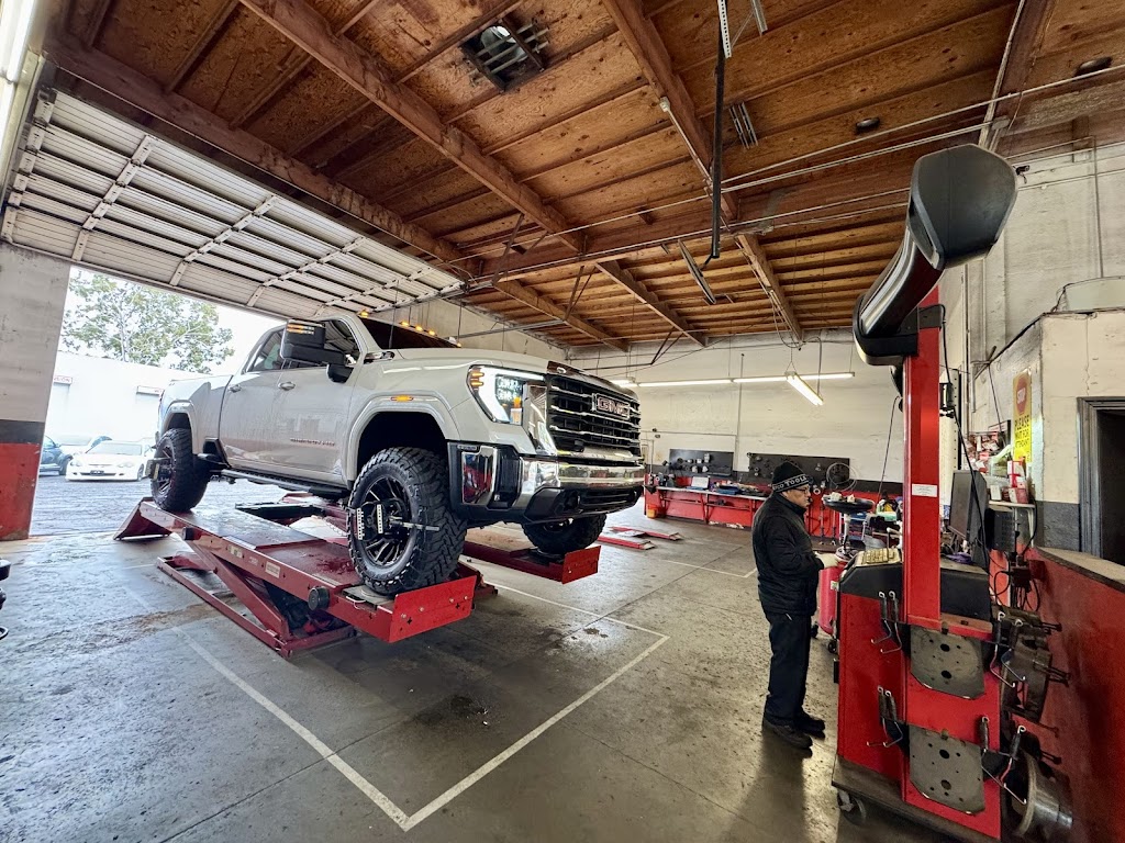 Brake shop in Fontana
