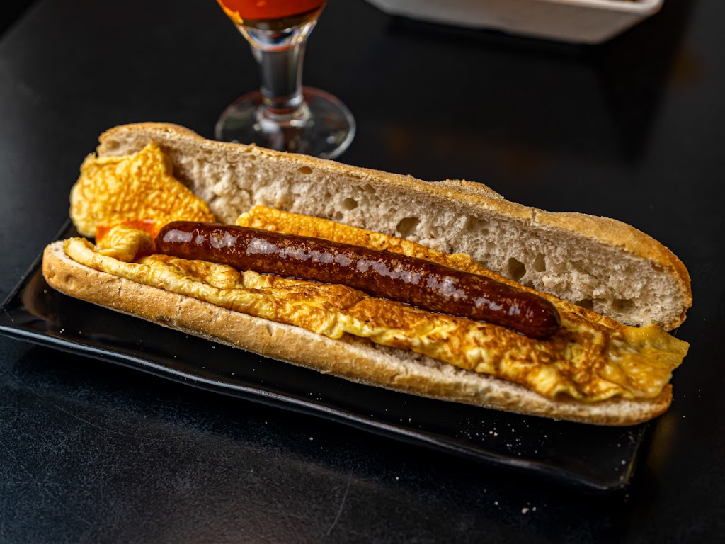 Frankfurt El Surtidor — Comida y bebida