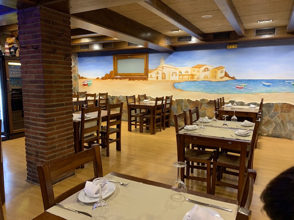 Restaurant "MESON LAS 4 ESQUINAS" — Ambiente