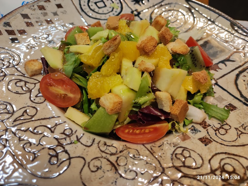 Lo Nou Safareig — Comida y bebida
